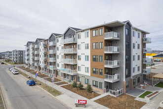 Jovie Apartments in Calgary, AB - Building Photo - Building Photo