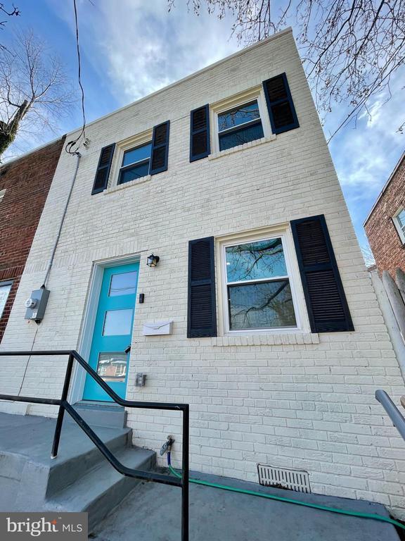 4023 Ely Pl SE in Washington, DC - Building Photo - Building Photo