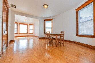 3450 N Lowell Ave in Chicago, IL - Foto de edificio - Building Photo