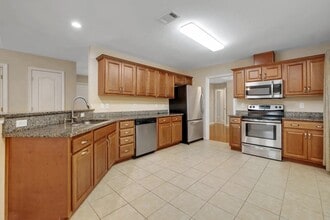 7785 Briarcreek Rd N in Tallahassee, FL - Building Photo - Building Photo