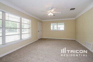 2237 Grove St in Sarasota, FL - Building Photo - Building Photo