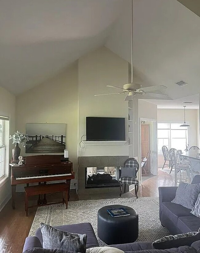 21 W Lake Dr in St. Simons Island, GA - Building Photo - Building Photo