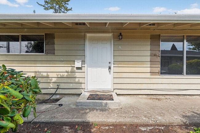 property at 438 SE 11th Ave
