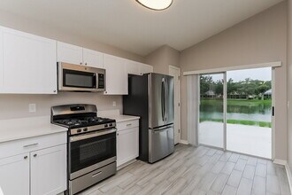 6609 Northhaven Ct in Riverview, FL - Building Photo - Building Photo