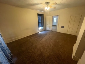 1202 Gomber Ave in Cambridge, OH - Building Photo - Building Photo