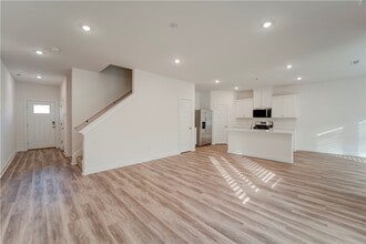 139 S Maroon Ave in Fayetteville, AR - Building Photo - Building Photo