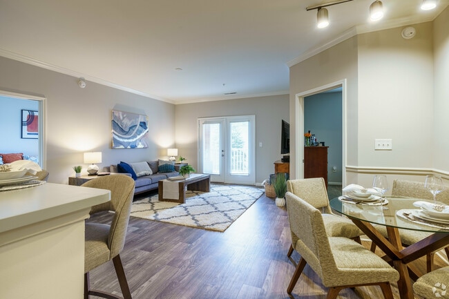 Apartments at Glenmoore