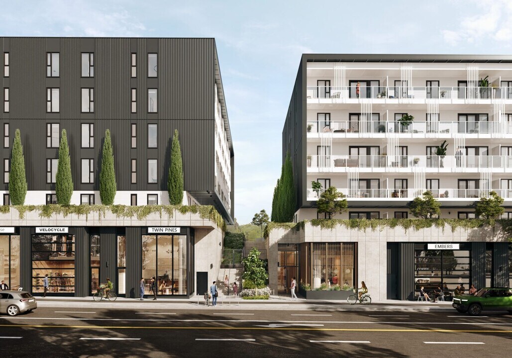 3075 Murray St in Port Moody, BC - Building Photo