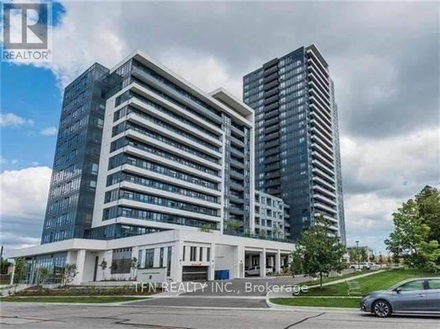 7900-7900 Bathurst St