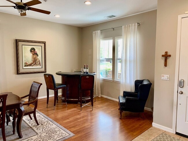 951 Mericrest St in Brentwood, CA - Building Photo - Building Photo