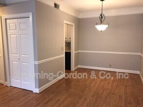 302 Sloan Rd in Nashville, TN - Building Photo - Building Photo