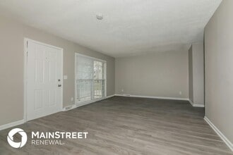 319 Cedarwood Ln in Matthews, NC - Building Photo - Building Photo