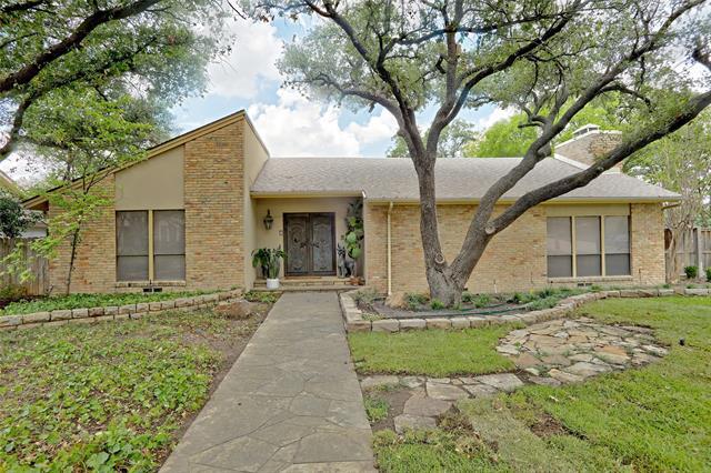 10695 Pagewood Dr in Dallas, TX - Building Photo