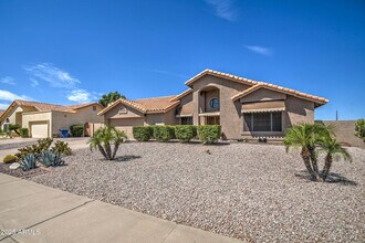 8852 S Ash Ave in Tempe, AZ - Building Photo - Building Photo