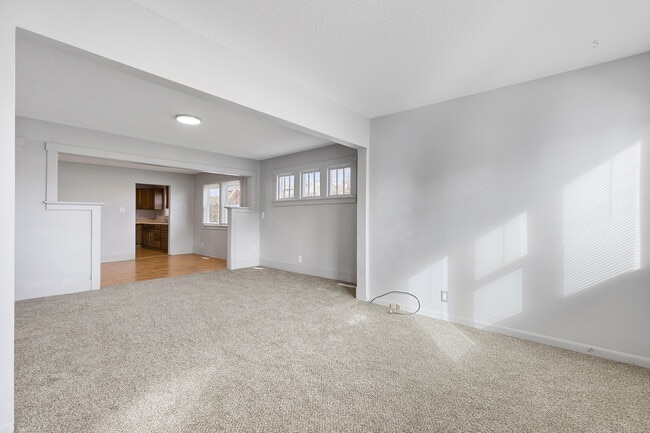 711 East Blvd, Unit Kreman Realty LLC in Rapid City, SD - Building Photo - Building Photo