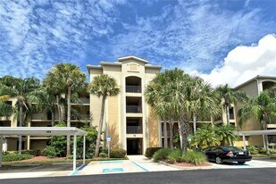 7705 Grand Estuary Trail in Bradenton, FL - Building Photo