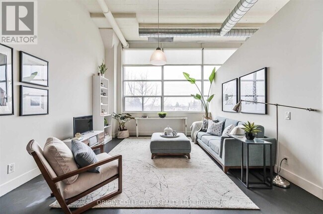 1001 Roselawn Ave in Toronto, ON - Building Photo - Building Photo