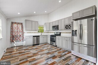 23 N Sunset Dr in Voorhees Township, NJ - Building Photo - Building Photo