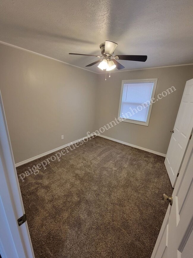 property at 197 Townpark Dr