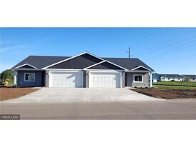 1229-1231 Wisteria Ln in New Richmond, WI - Building Photo