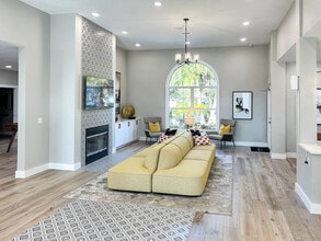 Westwood Reserve Apartments in Tampa, FL - Foto de edificio - Building Photo