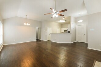 2525 Spring Rain Dr in Mesquite, TX - Building Photo - Building Photo