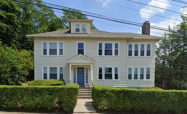28 Manet Rd in Chestnut Hill, MA - Building Photo - Building Photo