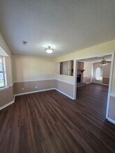 140 Elizabeth Dr in Ozark, AL - Foto de edificio - Building Photo