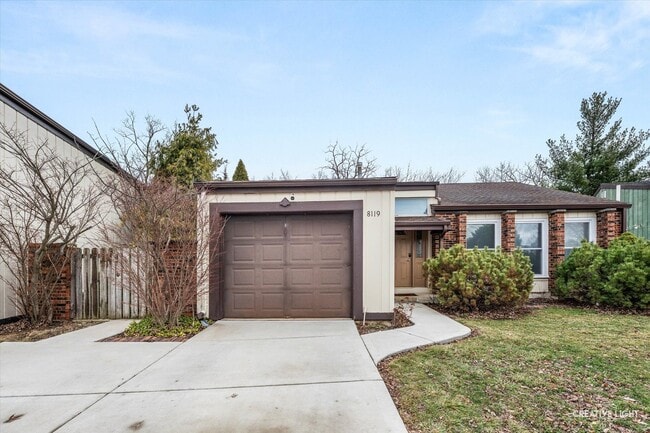 property at 8119 Oriole Dr