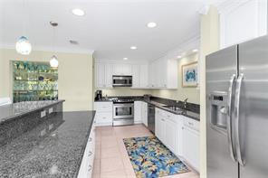 1124 Wildwood Ln-Unit -1124 in Naples, FL - Building Photo - Building Photo