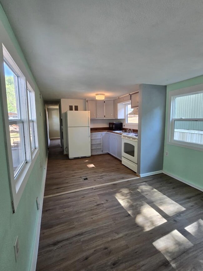 property at 13105 CO-65