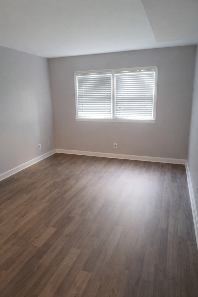 2804 Carriage Dr in Winston-Salem, NC - Building Photo - Building Photo