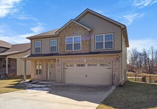 618 Battery Ct in Clarksville, TN - Building Photo - Building Photo