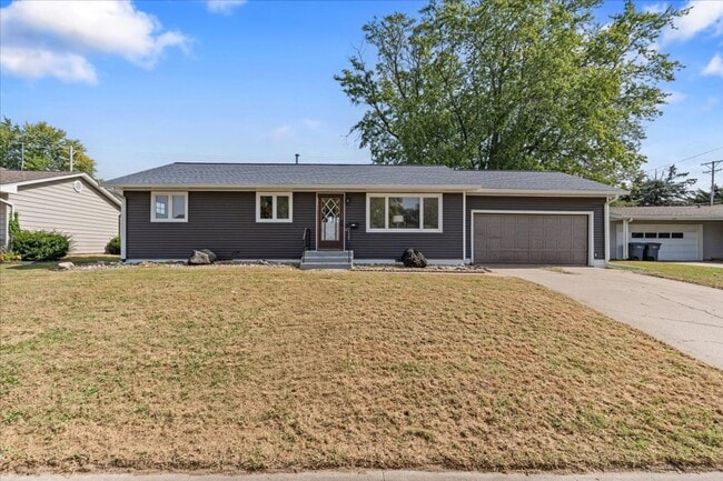 property at 1237 Hilltop Dr