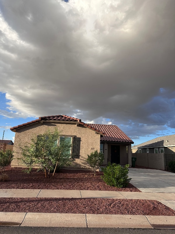 property at 1118 E Brookwood Dr