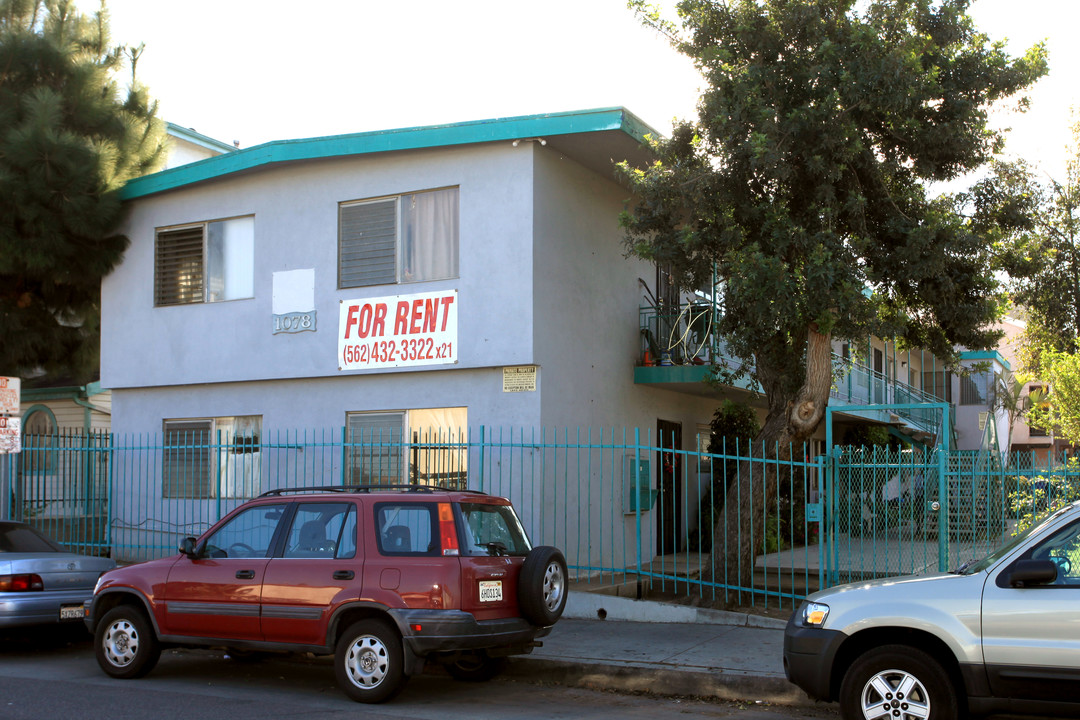 1078 E 7th St in Long Beach, CA - Building Photo