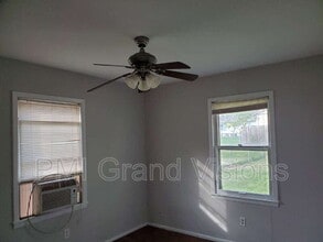 45 Whippoorwill Dr in Decatur, IL - Building Photo - Building Photo