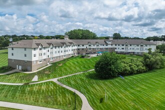 Copper Shores Village in Des Moines, IA - Building Photo - Primary Photo