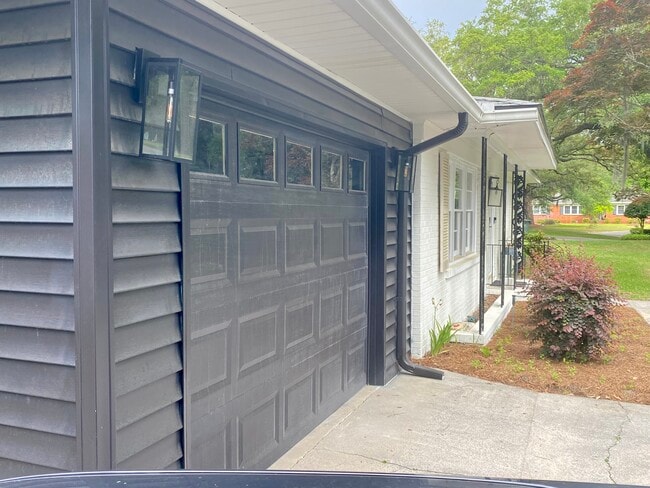326 Kensington Dr in Savannah, GA - Building Photo - Building Photo