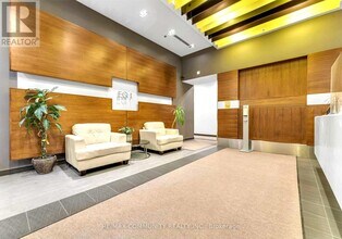 70 Town Centre Court in Toronto, ON - Building Photo - Building Photo