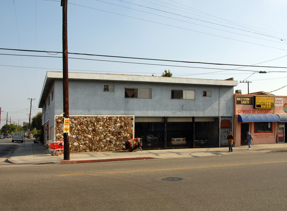 10730 Burin Ave in Inglewood, CA - Building Photo