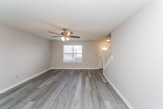4404 Shadow Ridge Dr in Horn Lake, MS - Building Photo - Building Photo