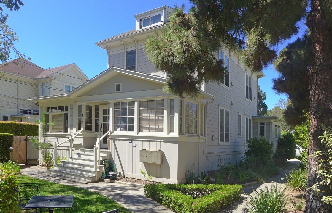 817 De la Vina St in Santa Barbara, CA - Building Photo