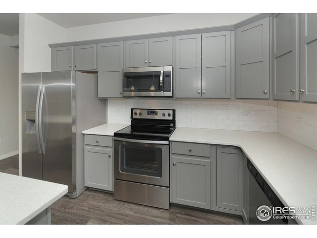 property at 2103 Mackinac St