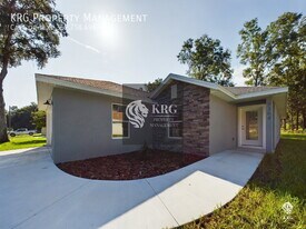 8364 SE 158th Pl in Summerfield, FL - Building Photo