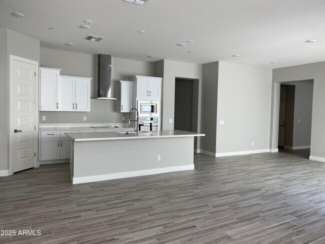 4061 E Augusta Ave in Chandler, AZ - Building Photo - Building Photo
