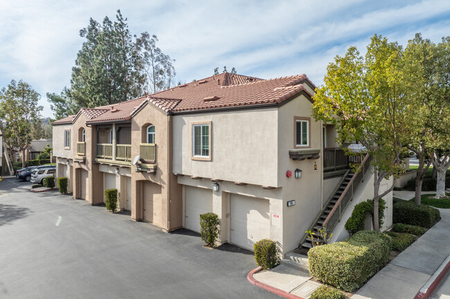 Canyon Hills Condominiums in Orange, CA - Building Photo - Building Photo