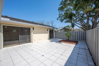 8007 Ambach Way in Hypoluxo, FL - Building Photo - Building Photo