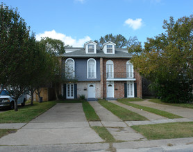 1408-1410 Carrollton Ave in Metairie, LA - Building Photo - Building Photo