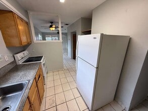 8201 NW 5th Ct in Miami, FL - Building Photo - Building Photo